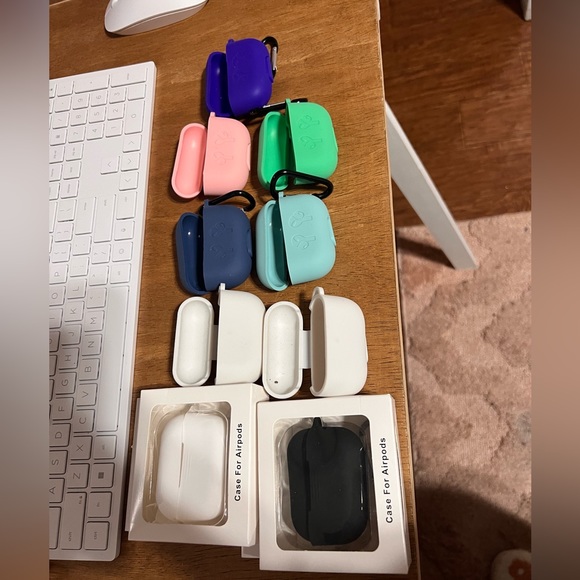 Apple Accessories - 9 AirPods Pro cases